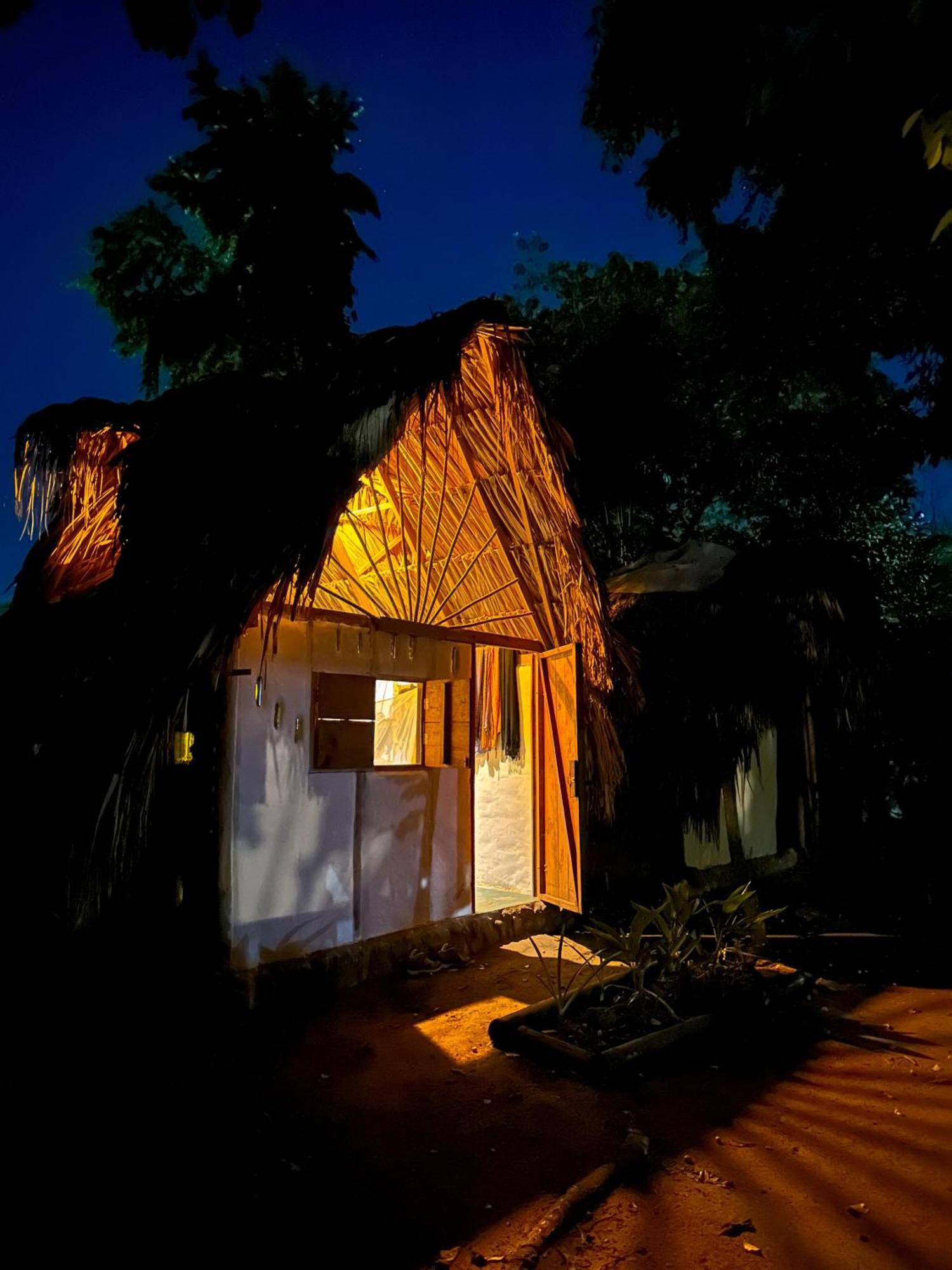 La Aldea Hostel, Camping Y Hamacas Palomino Exteriör bild
