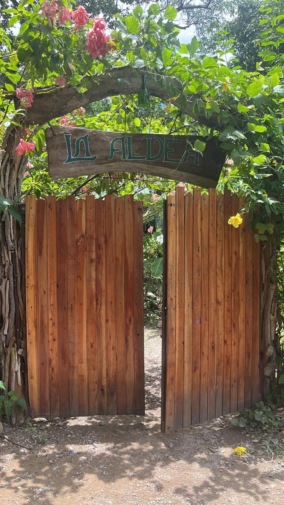 La Aldea Hostel, Camping Y Hamacas Palomino Exteriör bild